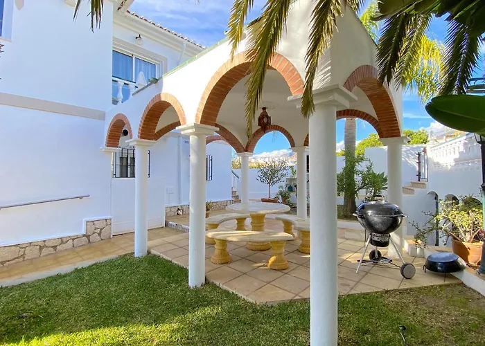 Sandra Al Fresco Apartment